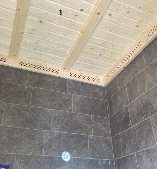 Holzbalkendecke mit Abschlüssen